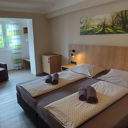 Pension Delagera Großmehring Екстериор снимка